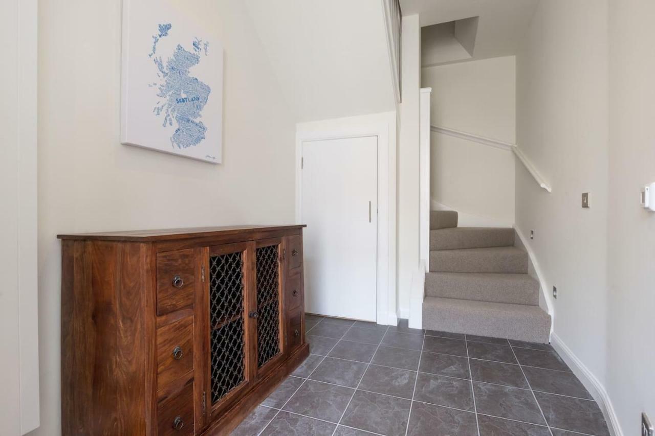 Joivy Trendy 1-Bedroom Main Door House In New Town Edinburgh Eksteriør bilde